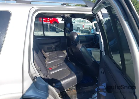 2005 Ford Explorer Limited from USA, damaged, VIN 1FMDU65W65UA97934